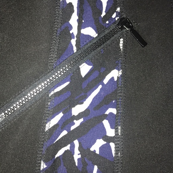 Zenergy Chico’s zip up Athletic jacket size 0 - Picture 7 of 8